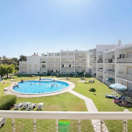 Apartment Golden Rana *