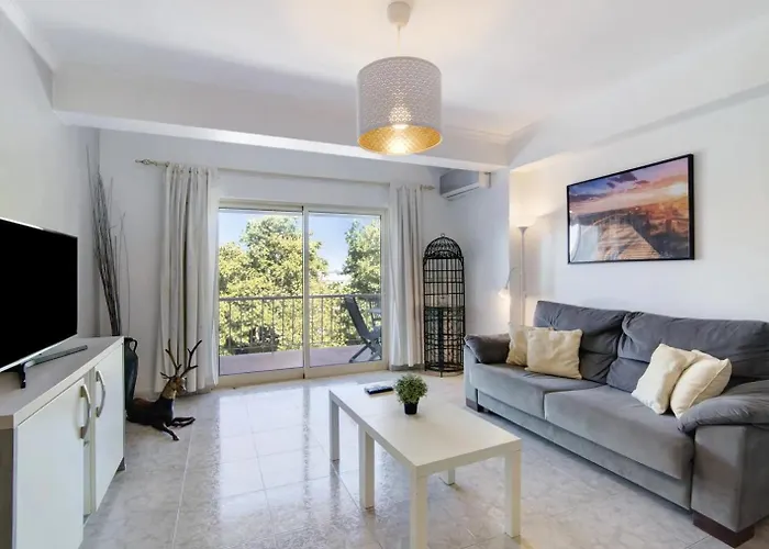 Golden Rana Apartment *