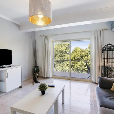 Golden Rana 公寓 *